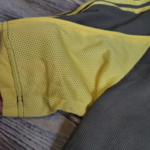 Adidas woekout shirt Men's Size Large green - Picture 6 of 9